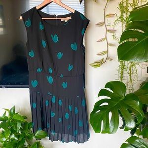 Ann Taylor Loft black green hearts business casual sleeveless ribbed